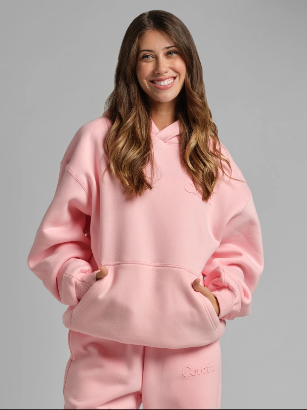 Comfrt Women's Pink Pullover Hoodie